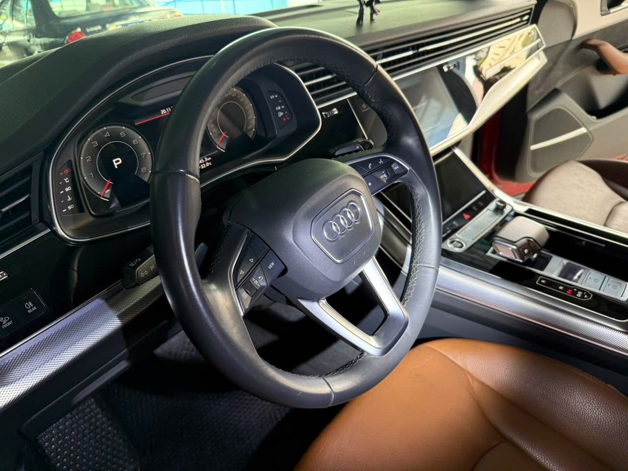 Audi Q8 55 TFSI S-Line Quattro 2020 - Nội thất 9