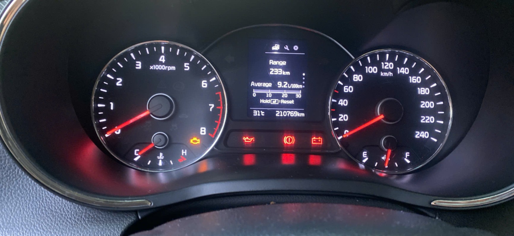 Kia Cerato 1.6 MT 2016 - Nội thất 3