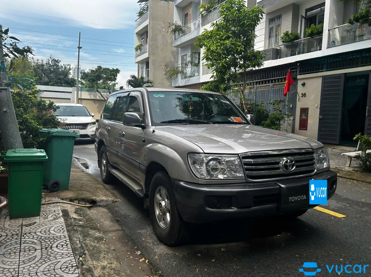 Toyota Land Cruiser 2001 - Ngoại thất 11