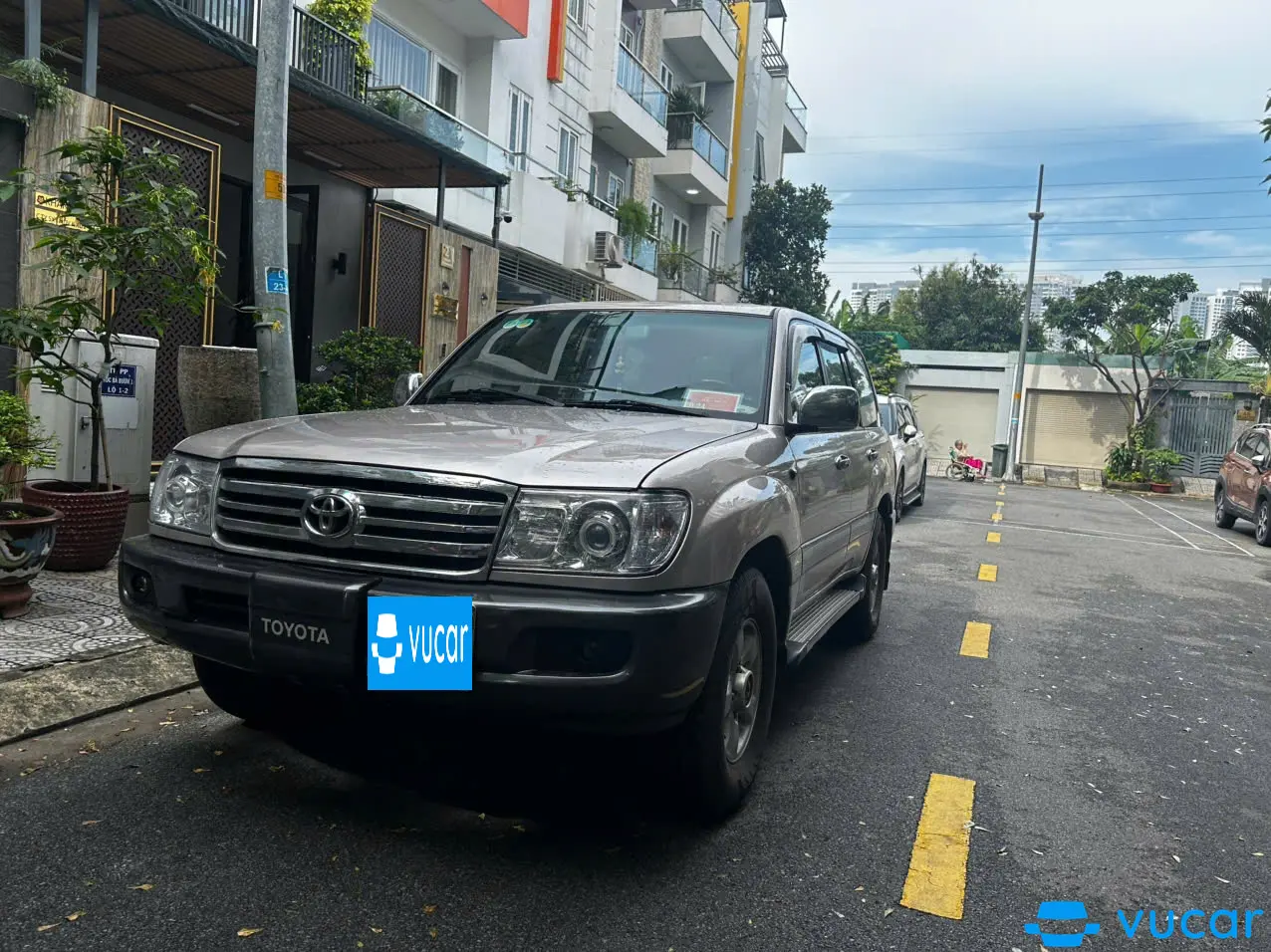 Toyota Land Cruiser 2001 - Ngoại thất 13
