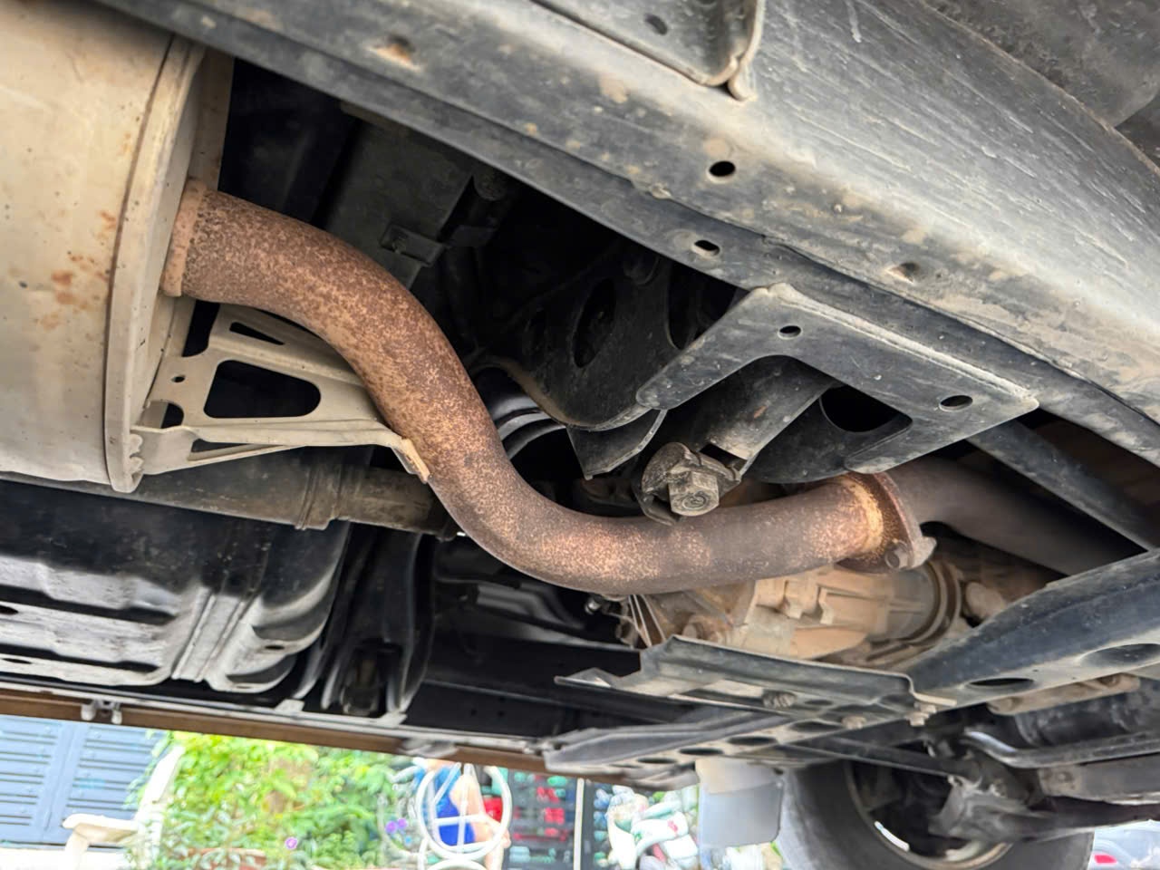 Toyota Land Cruiser 2001 - Khoang động cơ 2