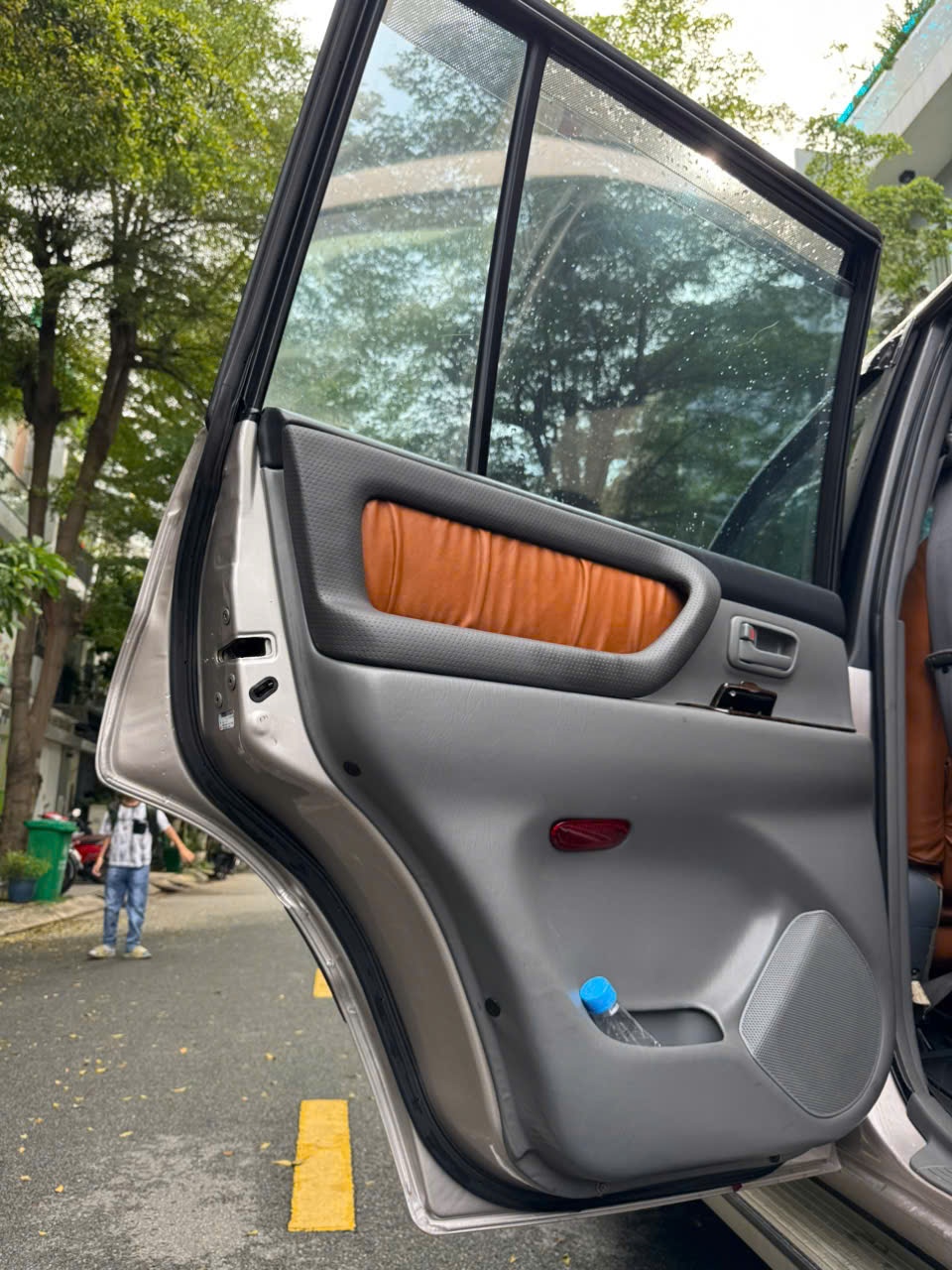 Toyota Land Cruiser 2001 - Nội thất 4