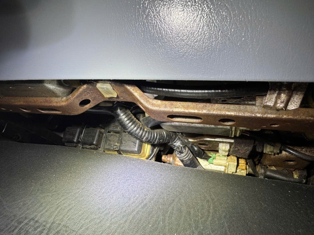 Toyota Land Cruiser 2001 - Nội thất 6