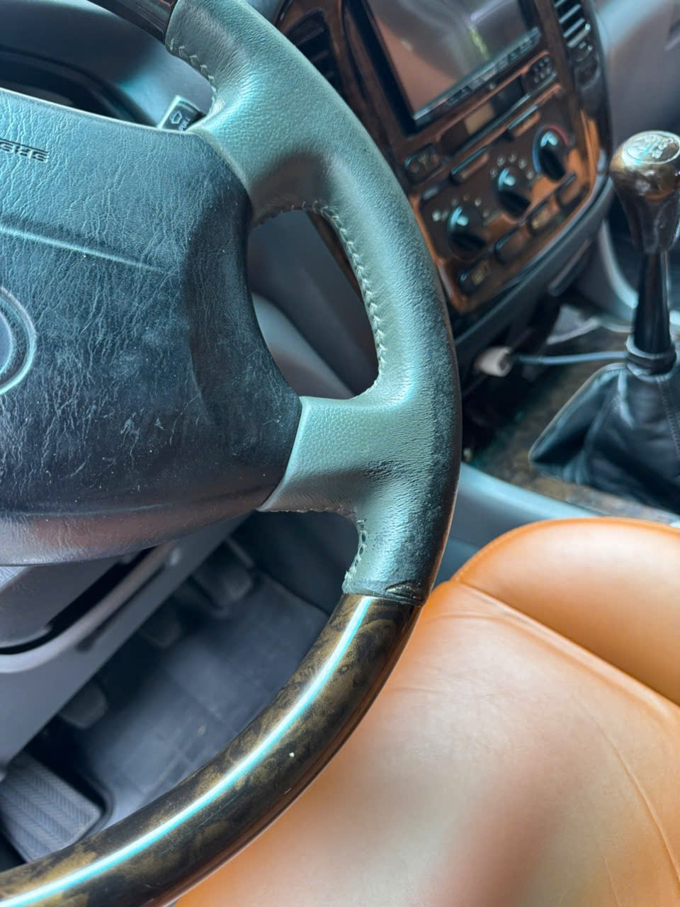 Toyota Land Cruiser 2001 - Nội thất 11