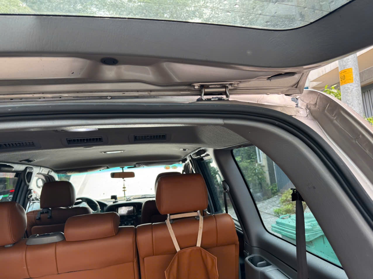 Toyota Land Cruiser 2001 - Nội thất 14