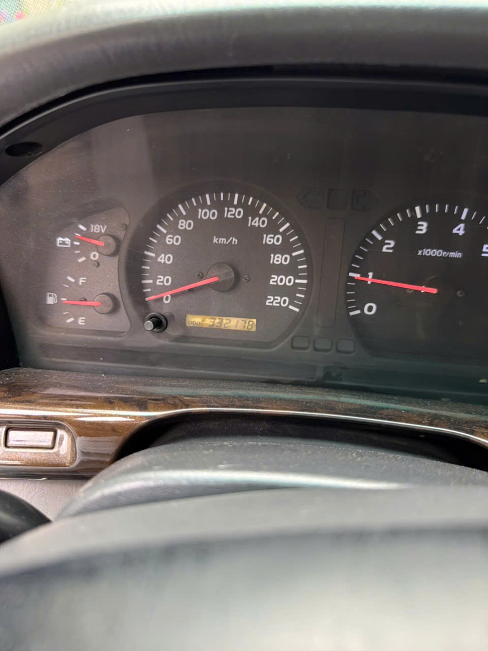 Toyota Land Cruiser 2001 - Nội thất 19