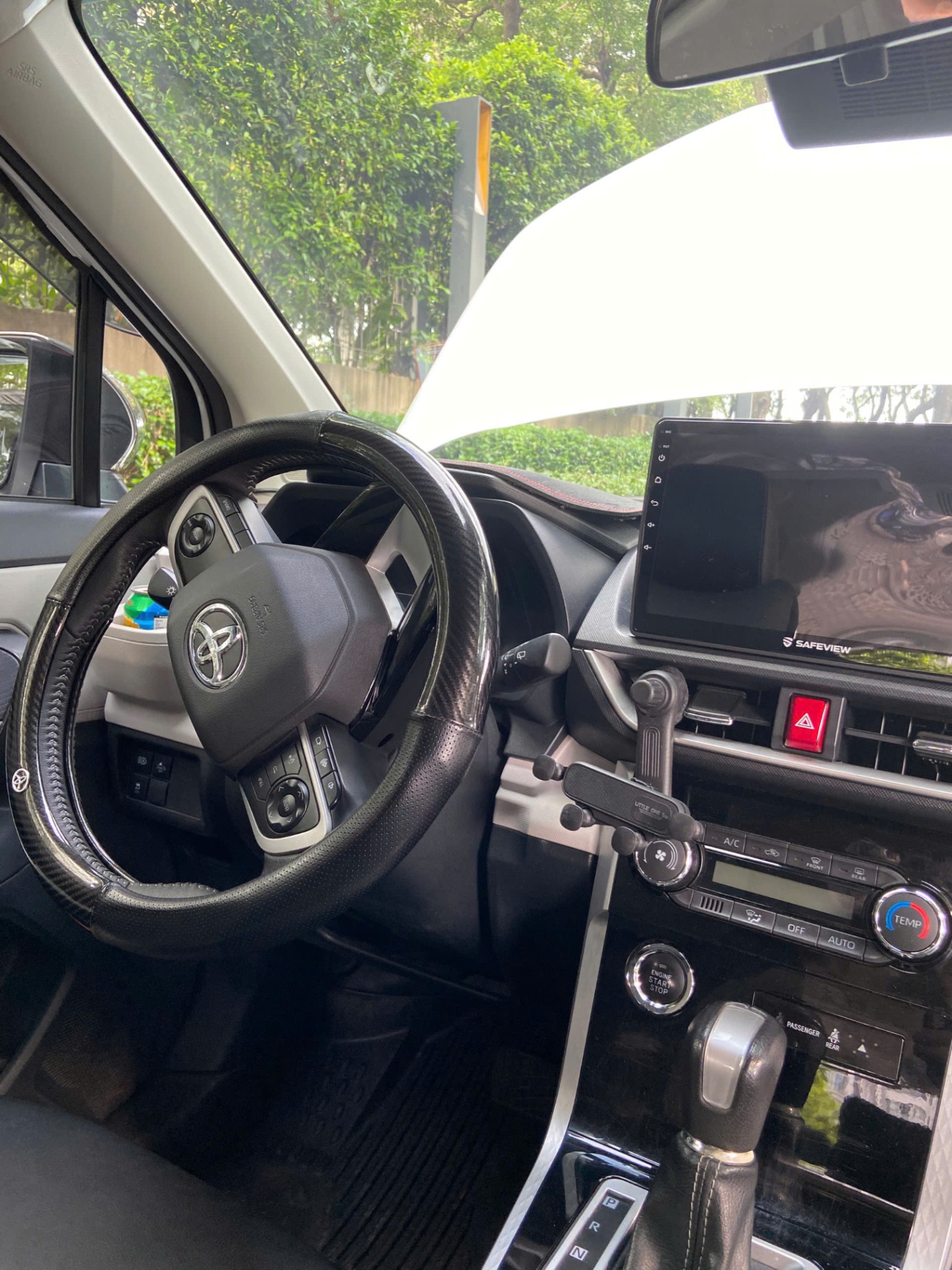 Toyota Veloz Top 2023  - Nội thất 4