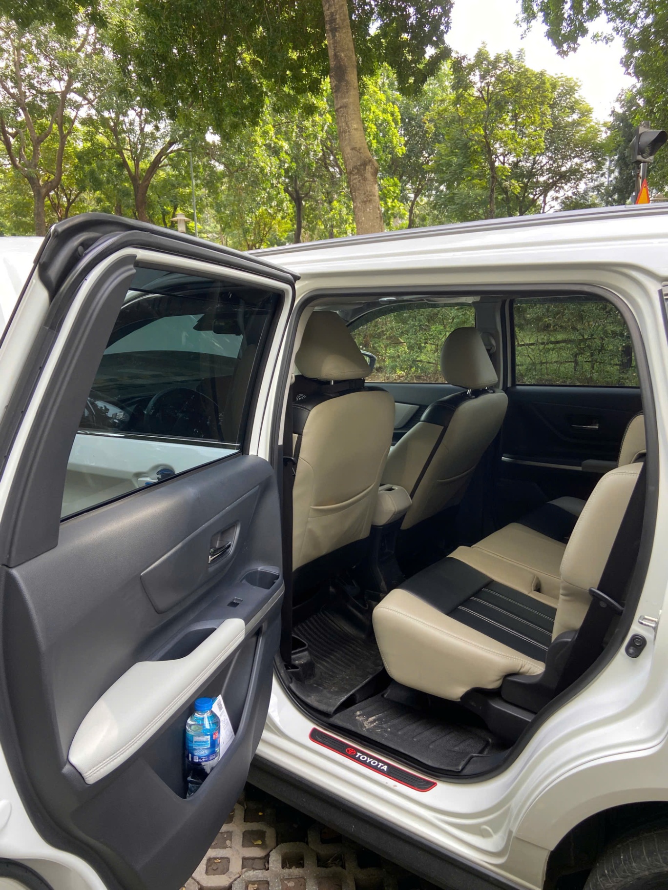Toyota Veloz Top 2023  - Nội thất 6
