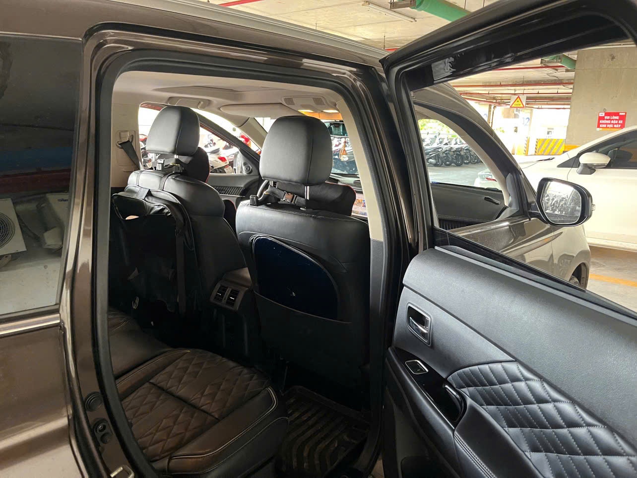 outlander premium 2022 - Nội thất 2