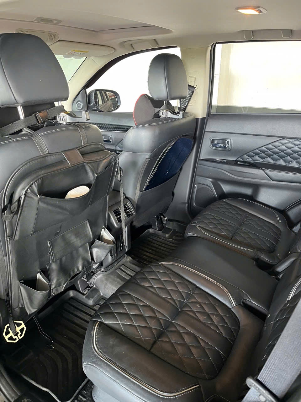 outlander premium 2022 - Nội thất 7