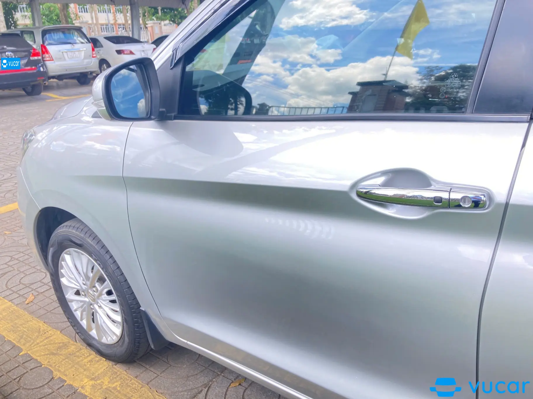 Suzuki Ertiga GLX 4AT 2019 - Ngoại thất 4
