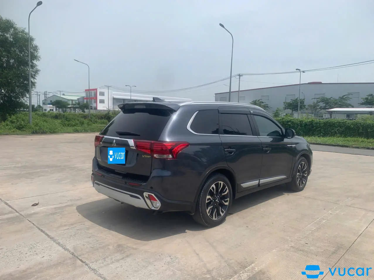 Mitsubishi Outlander 2.0 Premium 2020  - Ngoại thất 4