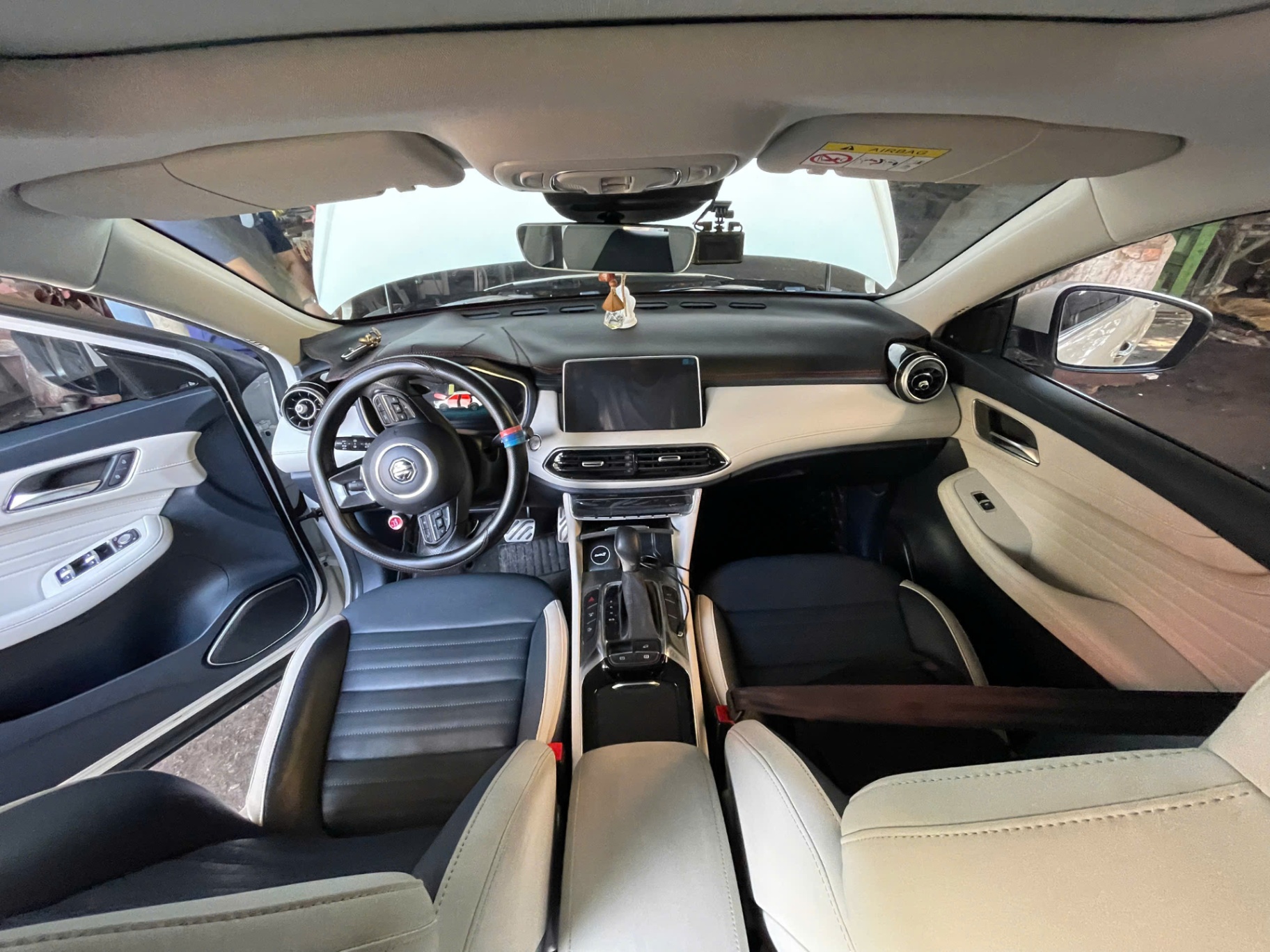 MG HS lux 2024 - Nội thất 10