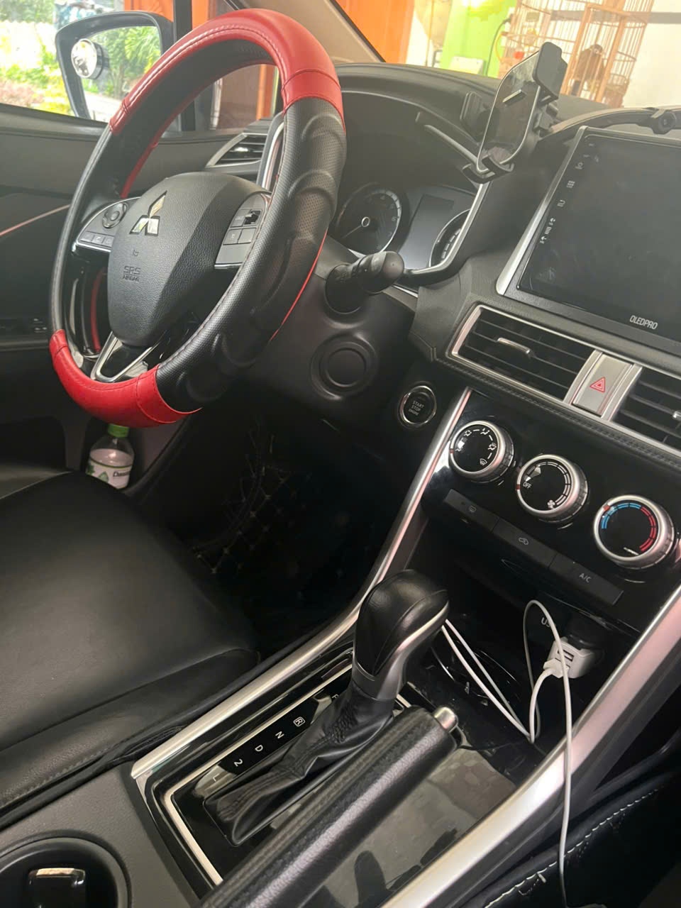 Mitsubishi Xpander 1.5 AT 2020 - Nội thất 1