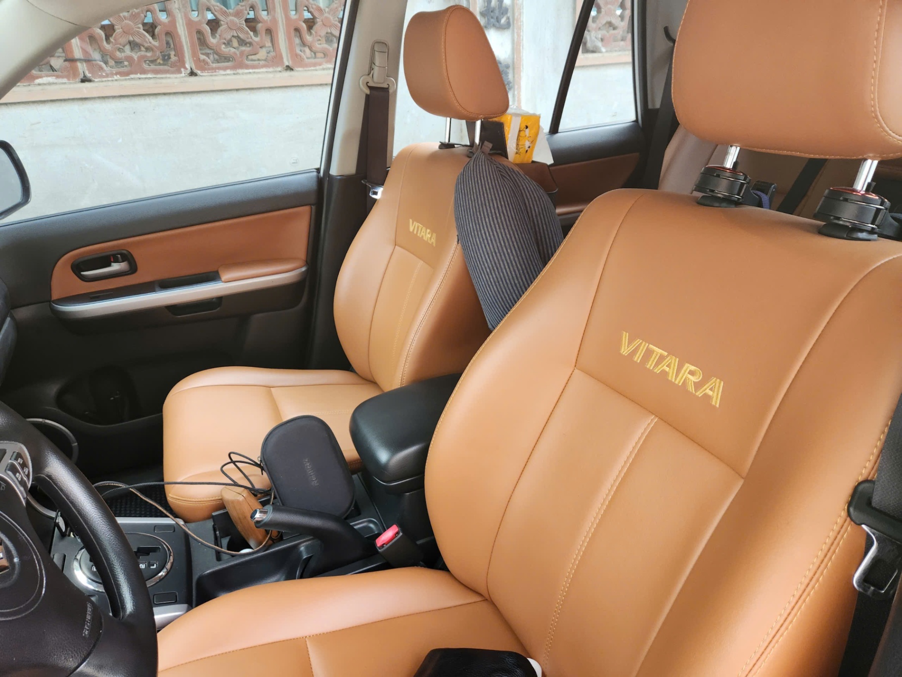 Suzuki Grand Vitara 2.0 AT 2015 - Nội thất 2