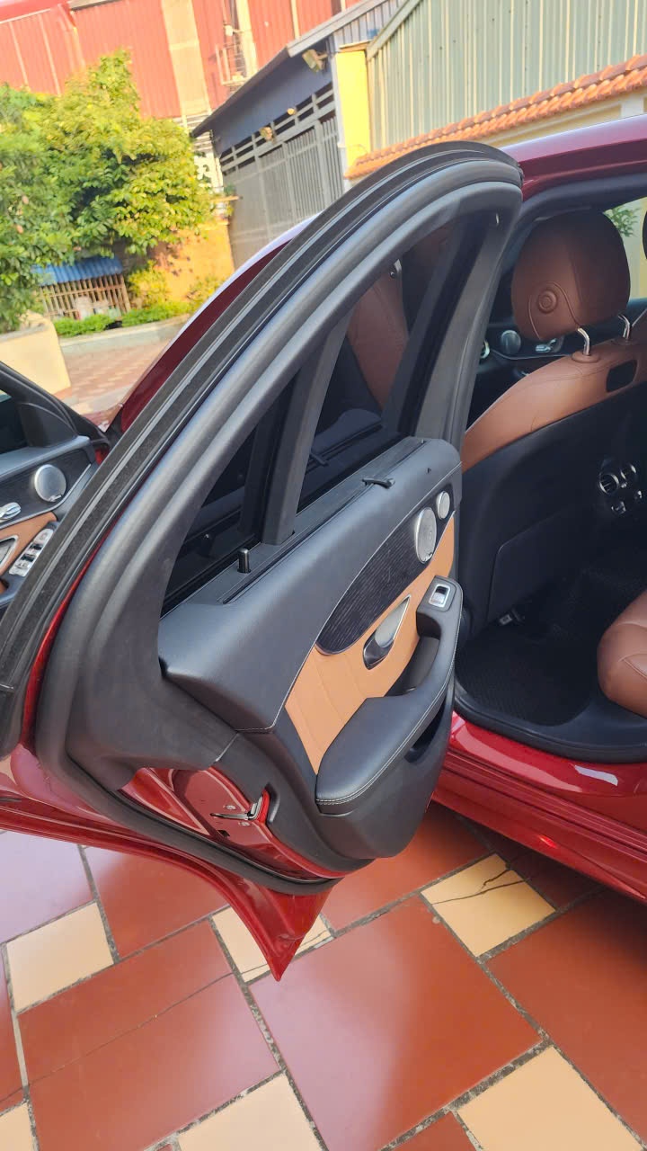 Mercedes C300 AT 2020 - Nội thất 1
