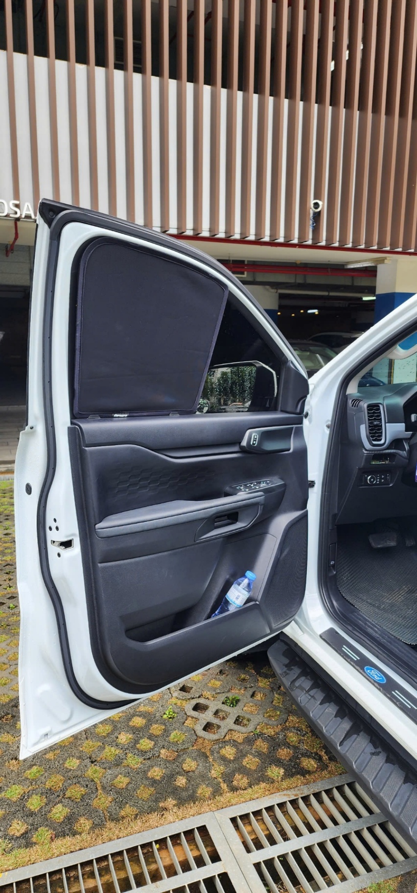 Ford Ranger XLS 4x2AT 2024 - Nội thất 2