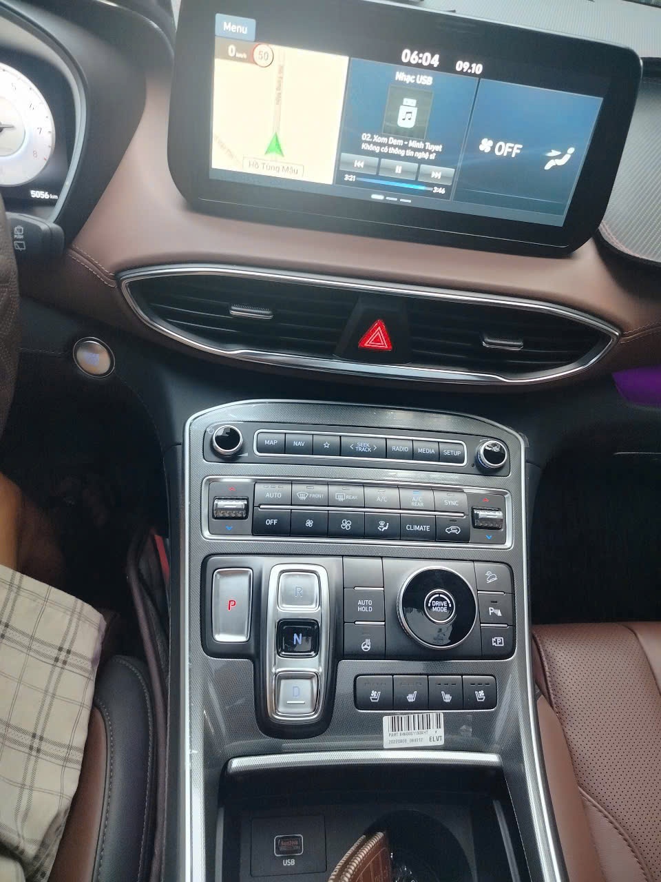 Hyundai SantaFe Cao cấp 2.5L HTRAC 2022 - Nội thất 4