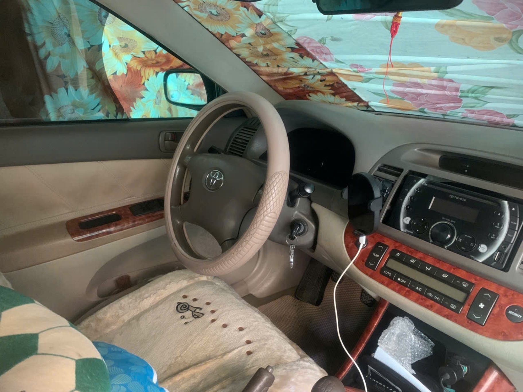 Camry 2005 số sàn - Nội thất 4