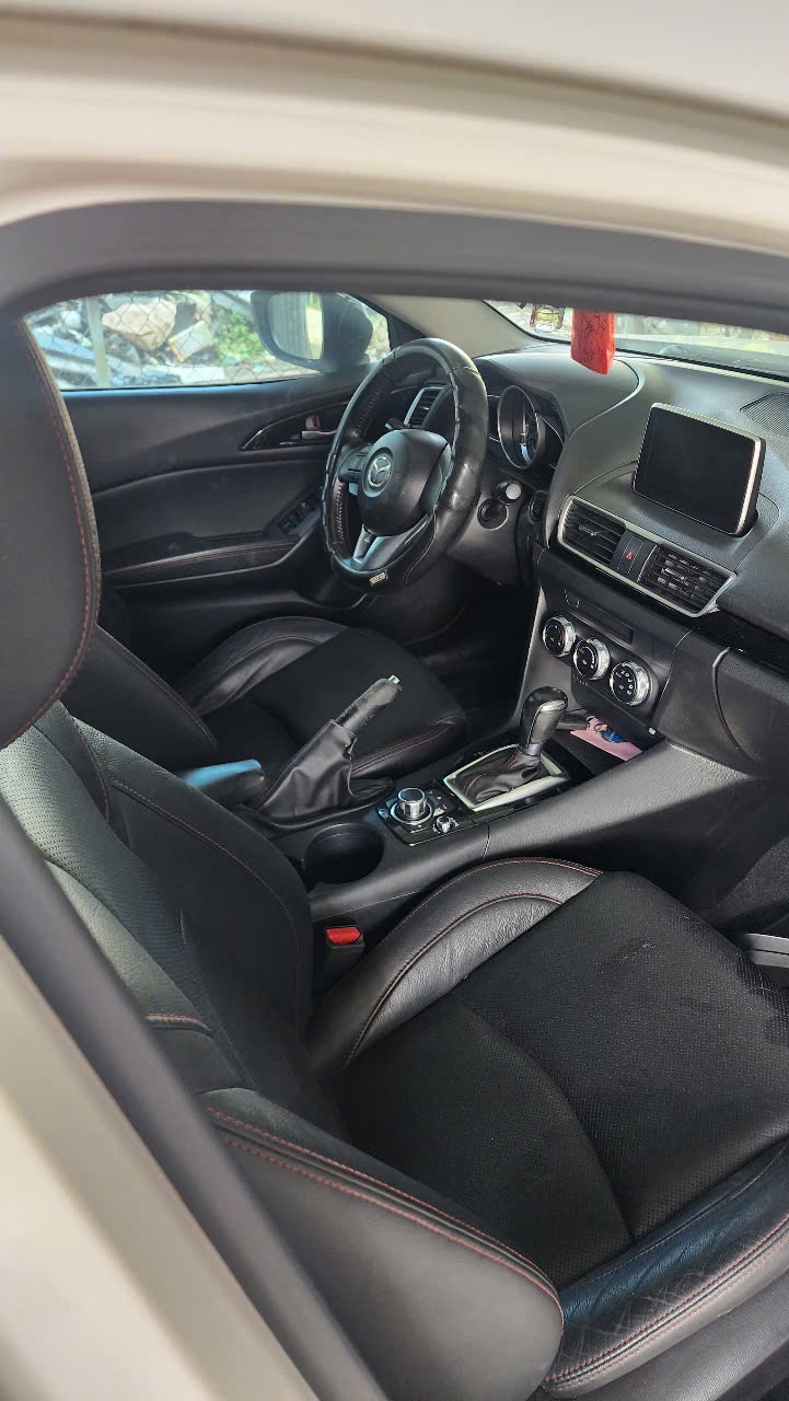 Mazda 3 hatchback 2016 - Nội thất 1