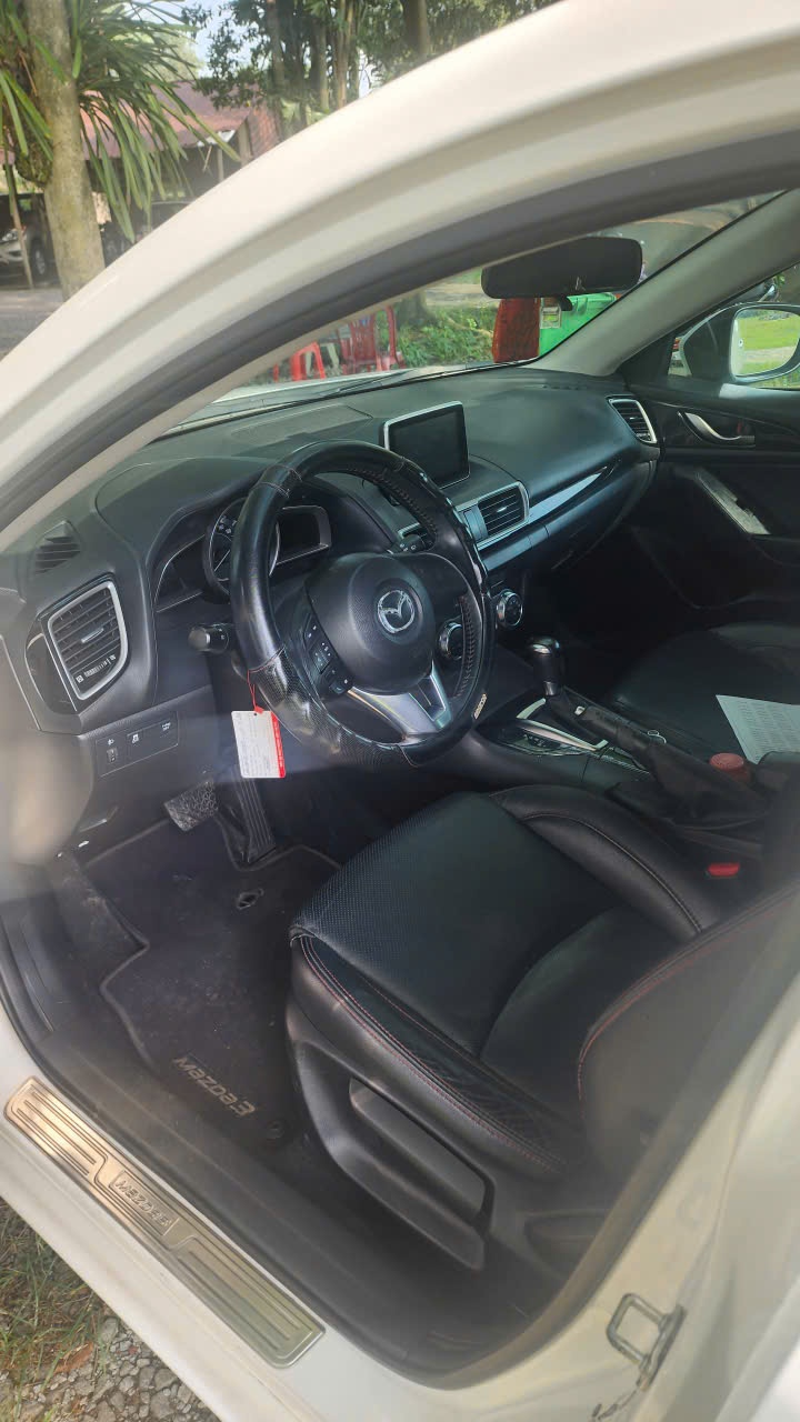 Mazda 3 hatchback 2016 - Nội thất 2