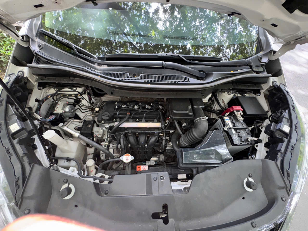 Mazda 3 hatchback 2016 - Khoang động cơ 2