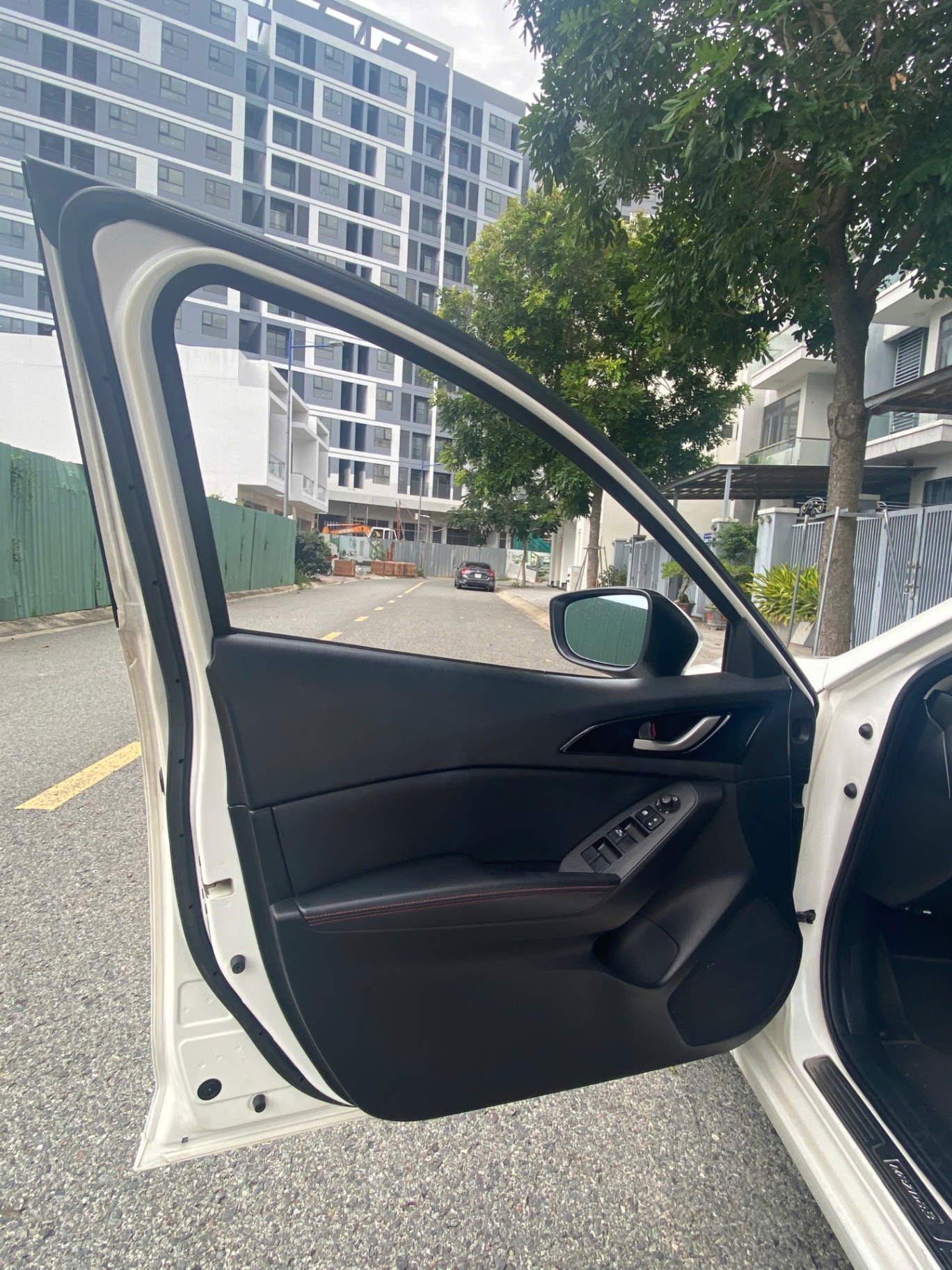 Mazda 3 hatchback 2016 - Nội thất 12