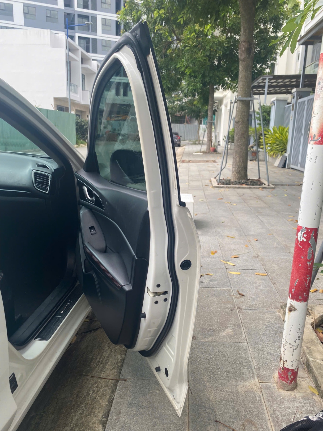 Mazda 3 hatchback 2016 - Nội thất 17