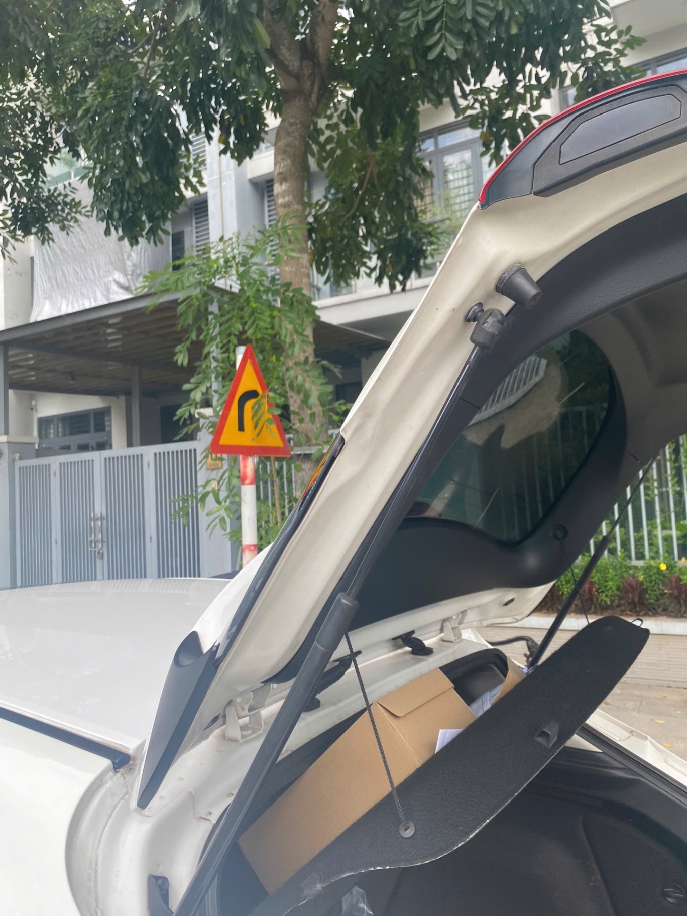 Mazda 3 hatchback 2016 - Nội thất 19