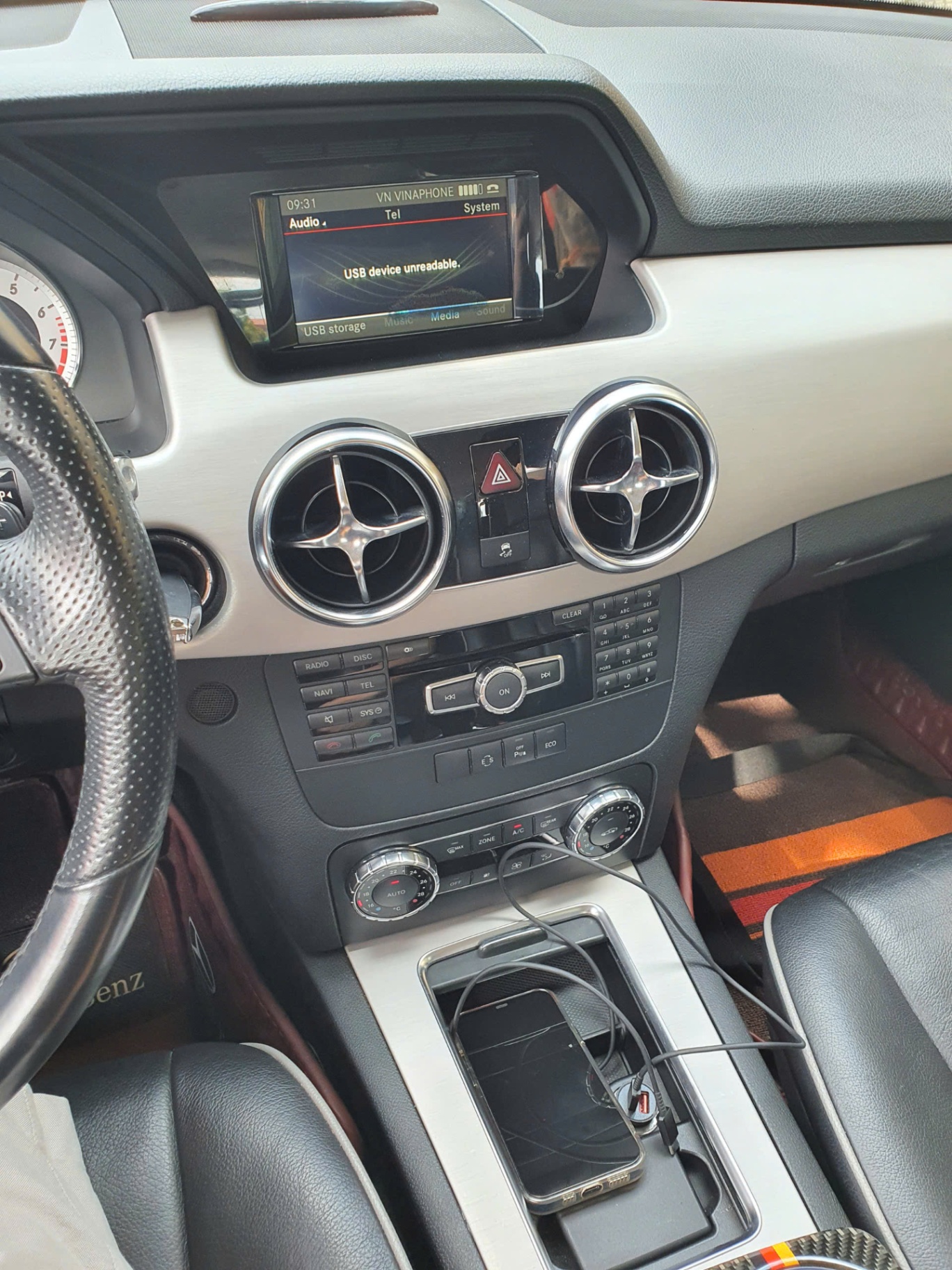Mercedes GLK 250 4matic 2013 - Nội thất 4