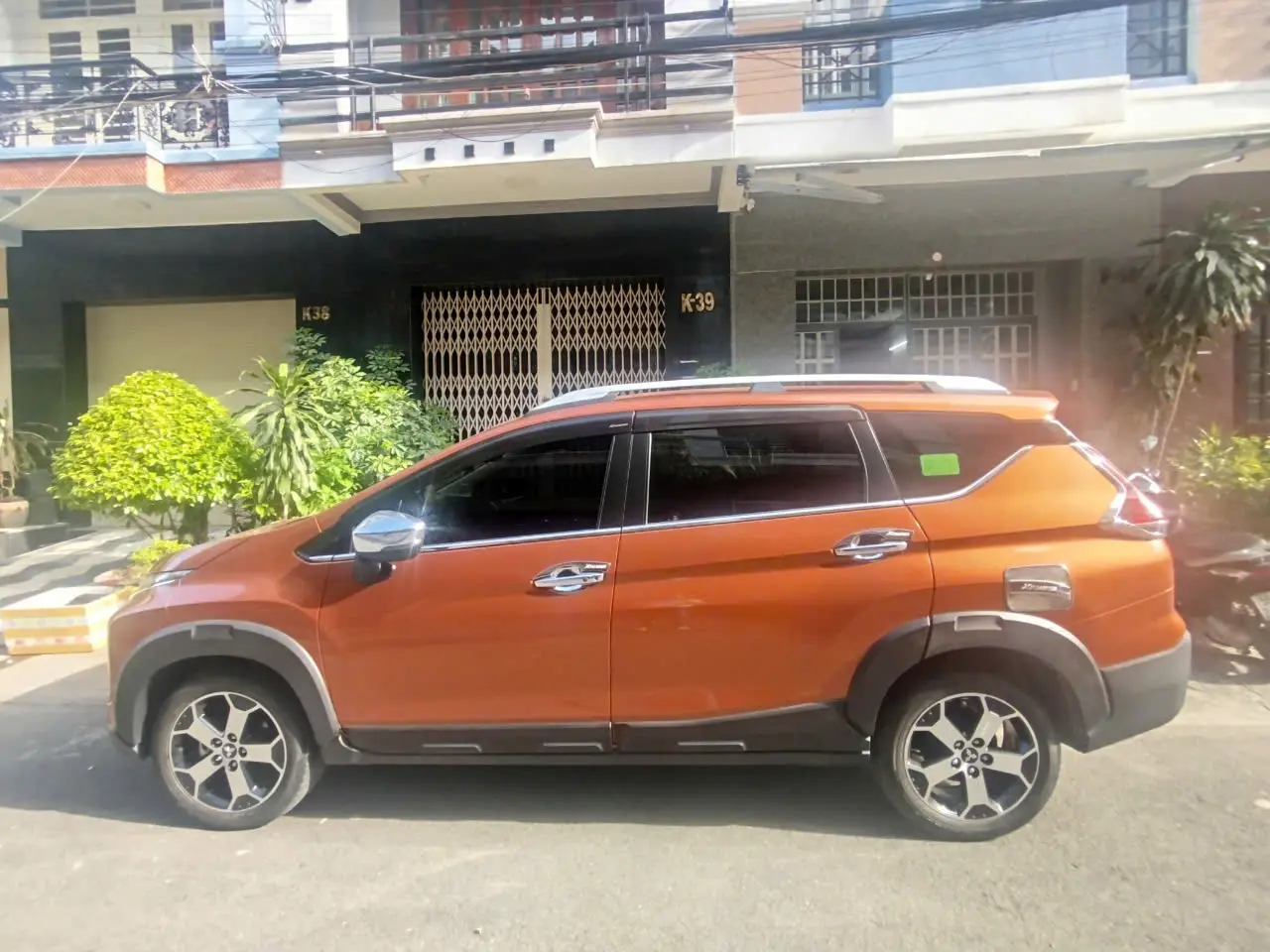 Mitsubishi Xpander Cross 2021 màu cam