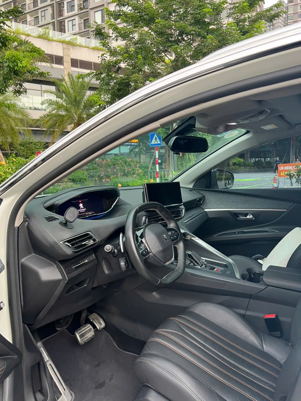 Peugeot 3008 Allure 2021 - Nội thất 2