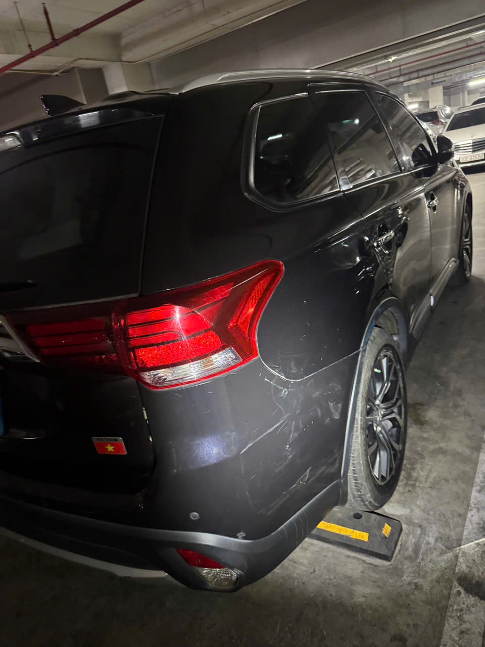 Mitsubishi Outlander 2.0 CVT 2018 - Nội thất 4