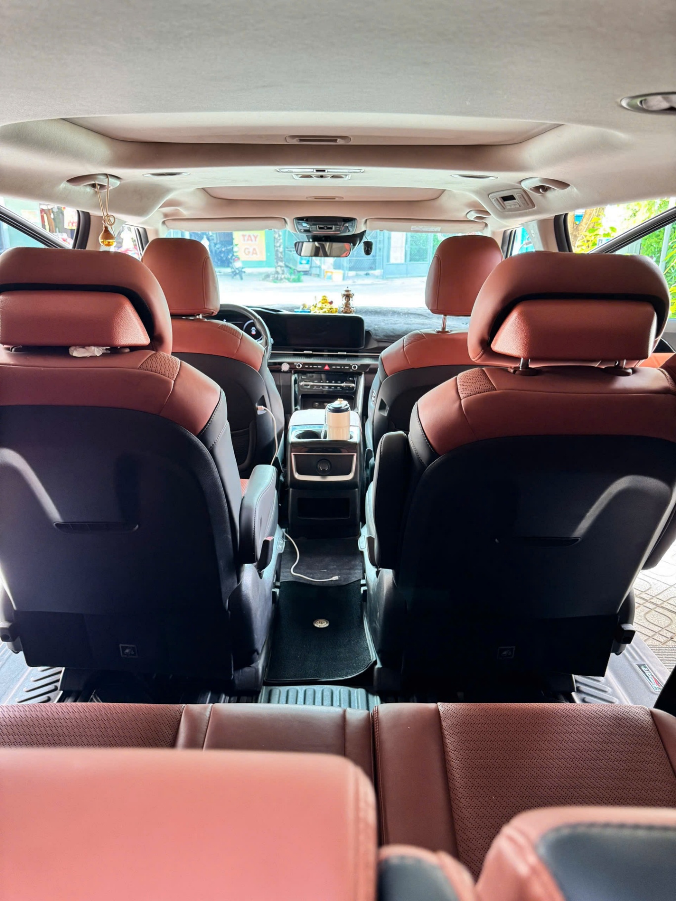 Kia Carnival Signature 2.2D 2022 - Nội thất 2
