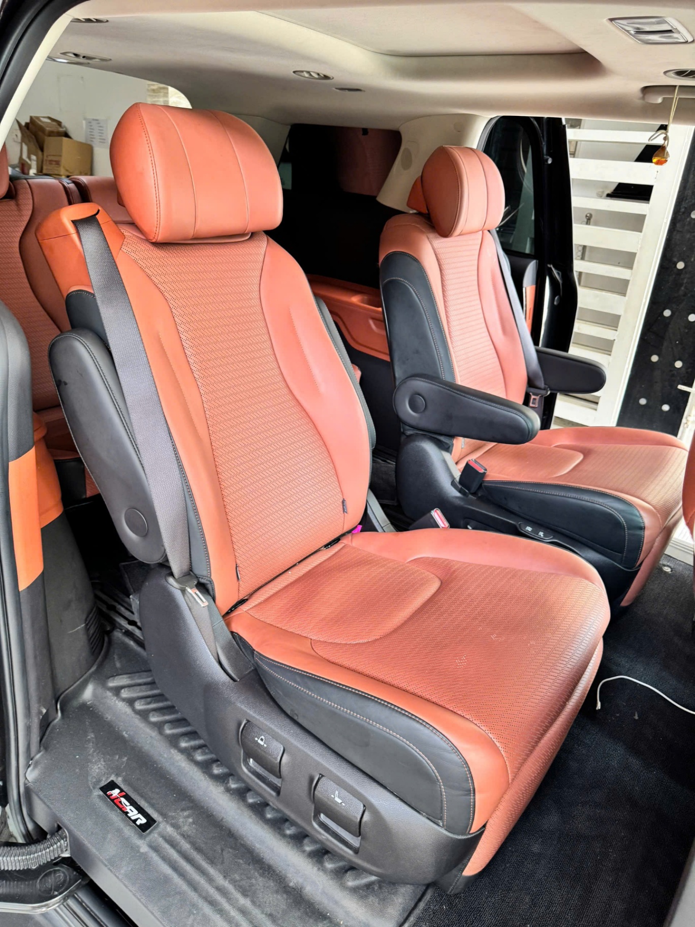 Kia Carnival Signature 2.2D 2022 - Nội thất 5