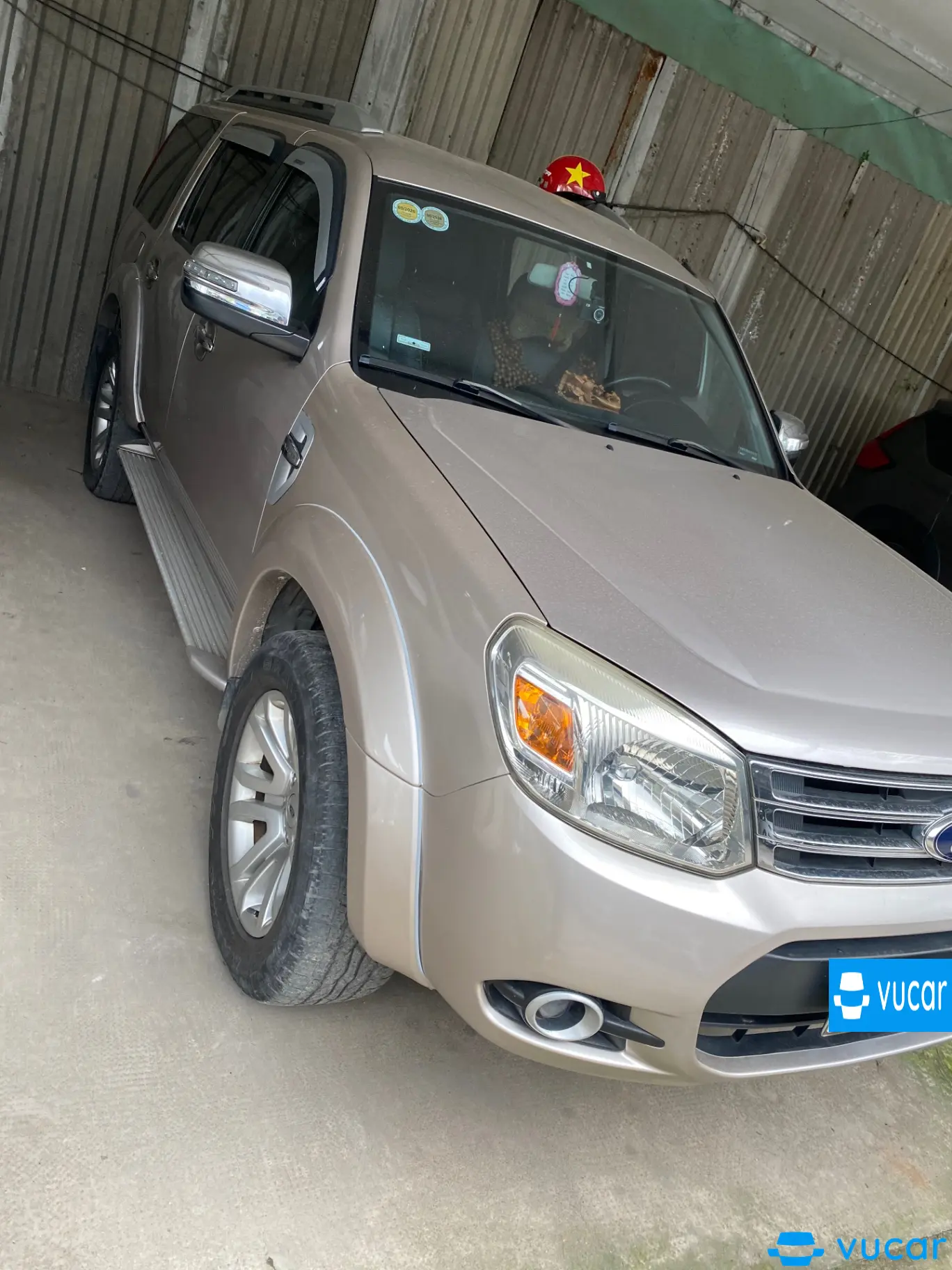 Ford Everest 2015 AT - Ngoại thất 4