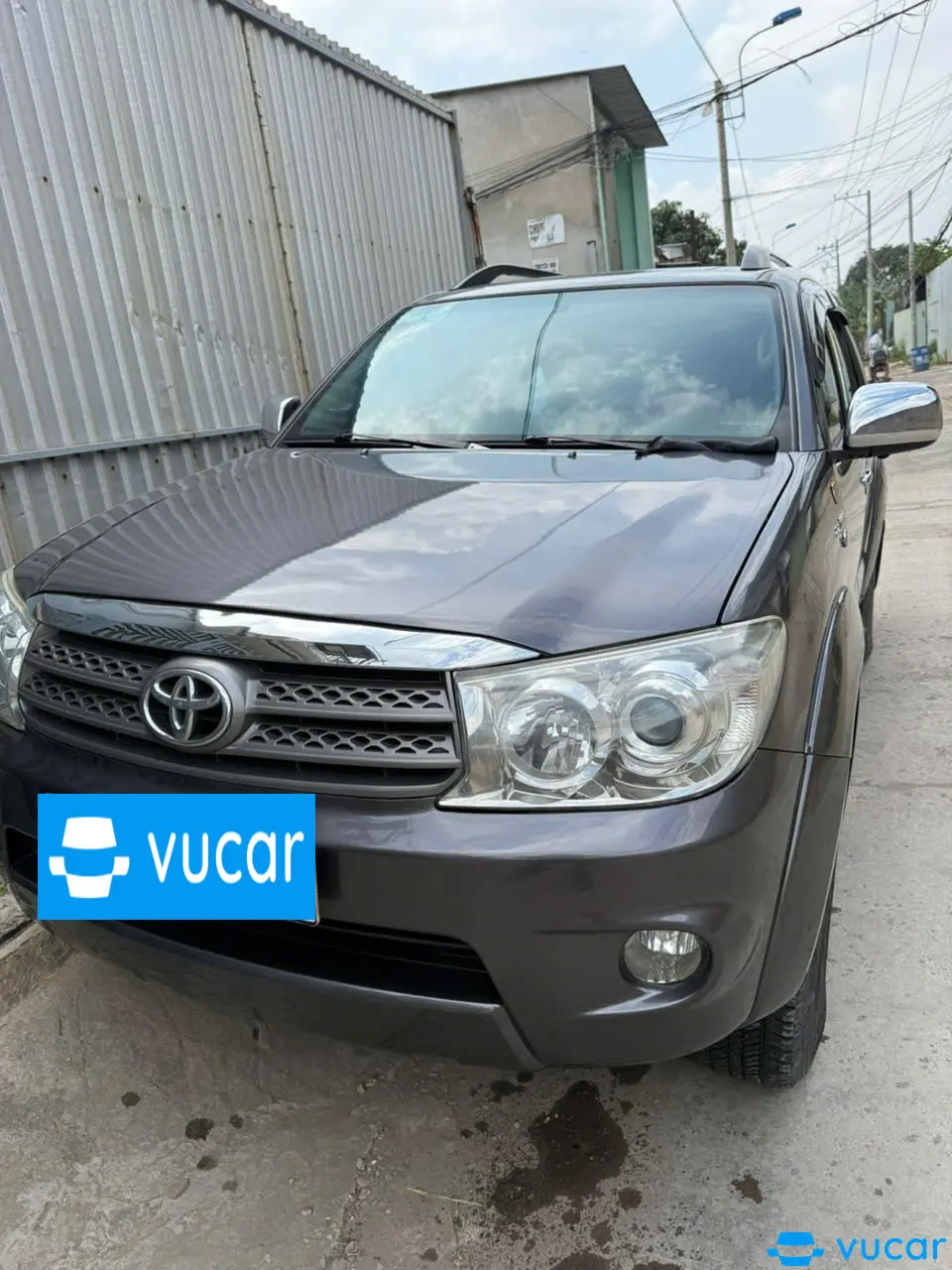 Toyota Fortuner 2010