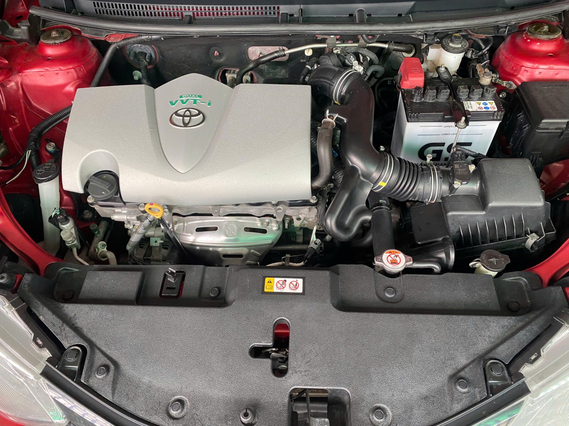 vios - Khoang động cơ 2