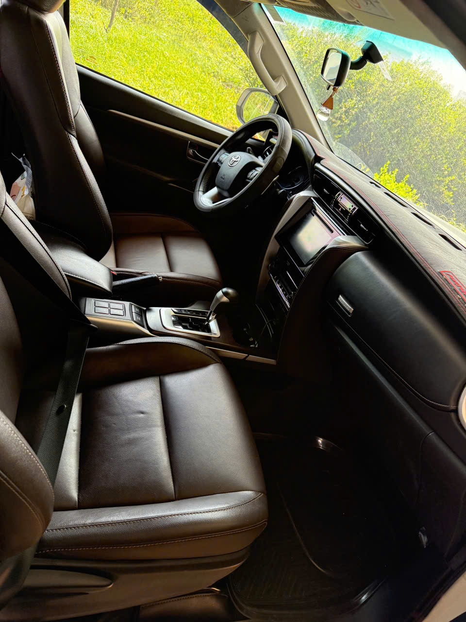 Toyota Fortuner 4x2 2019  - Nội thất 3