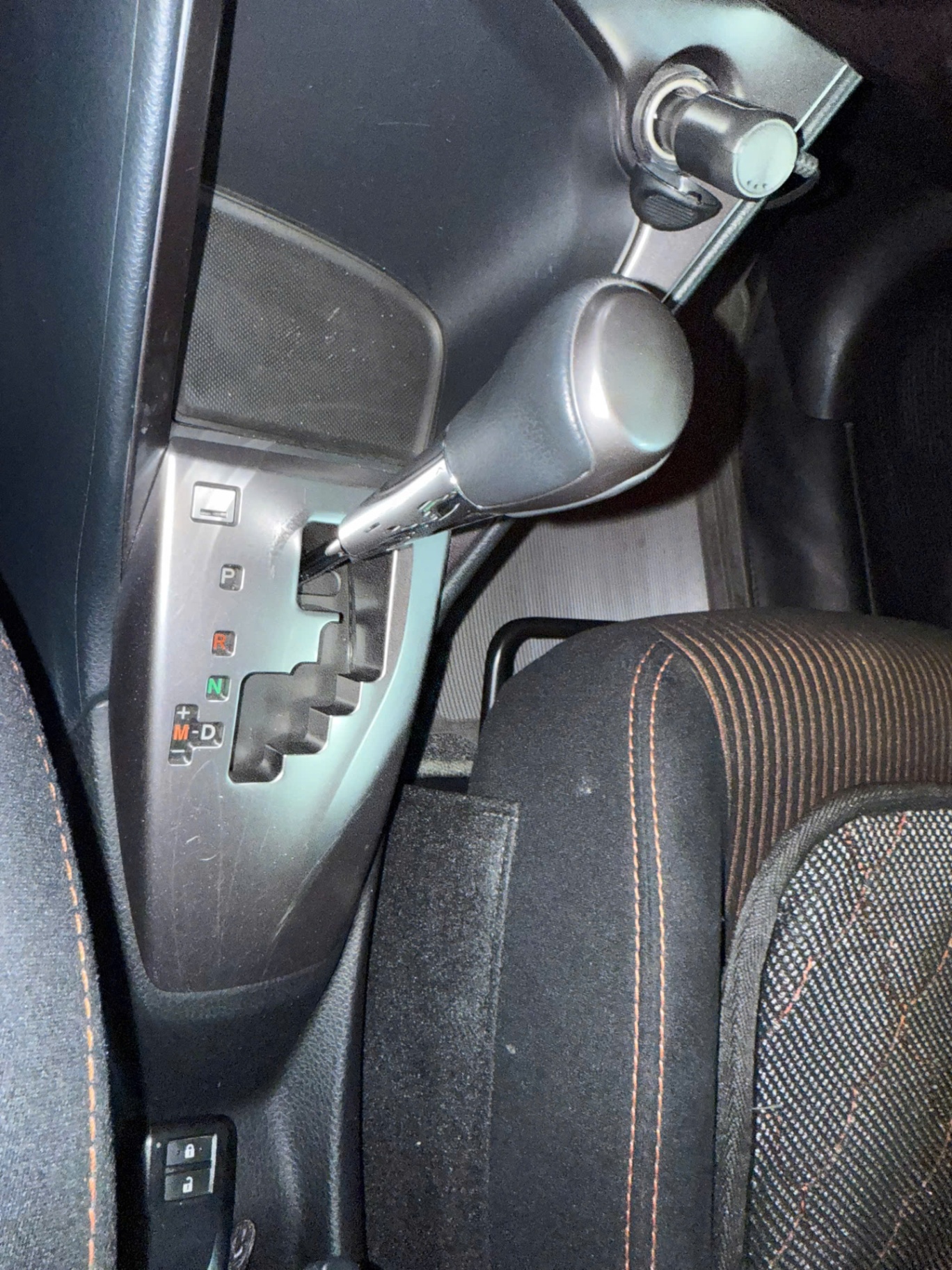 Toyota Yaris 2016 - Nội thất 8