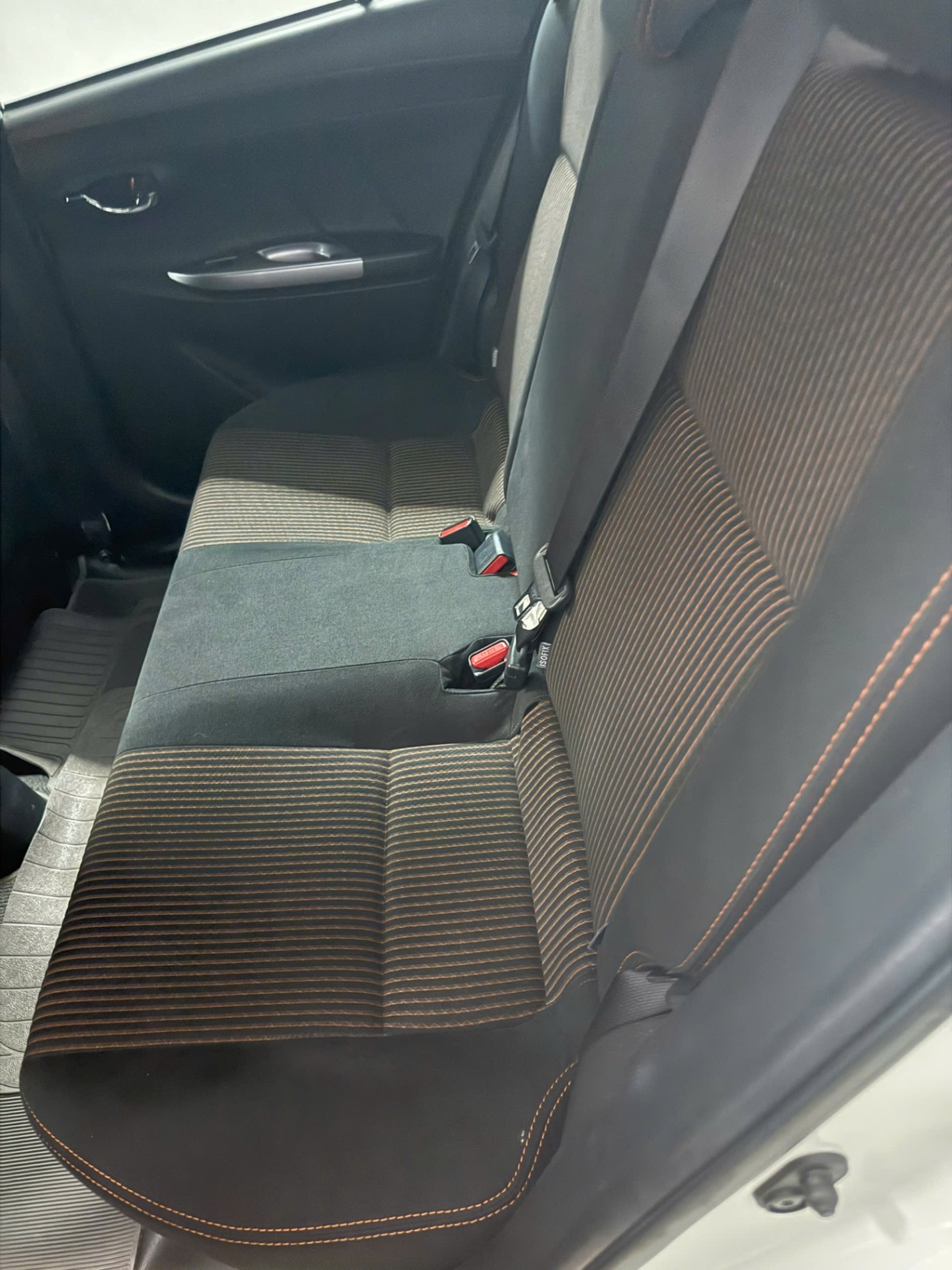 Toyota Yaris 2016 - Nội thất 4
