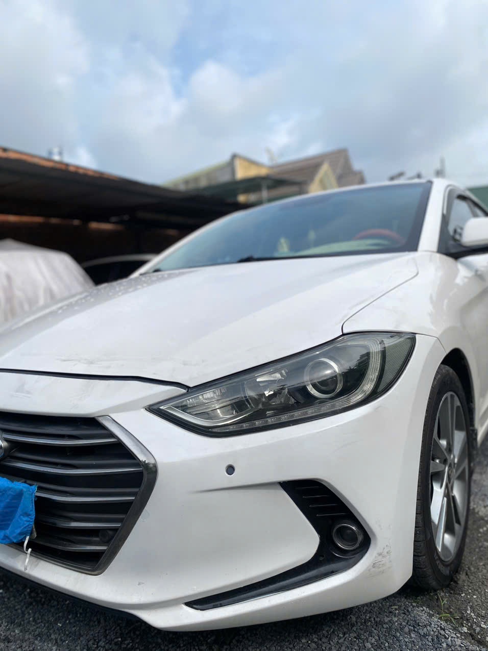 Huyndai Elantra 2017  - Ngoại thất 5