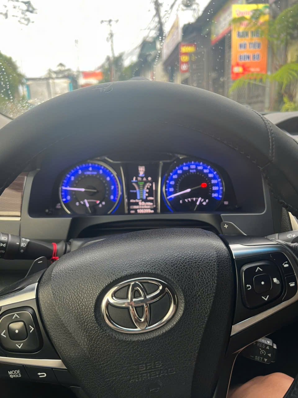 Toyota Camry 2.5Q AT 2017 - Nội thất 11