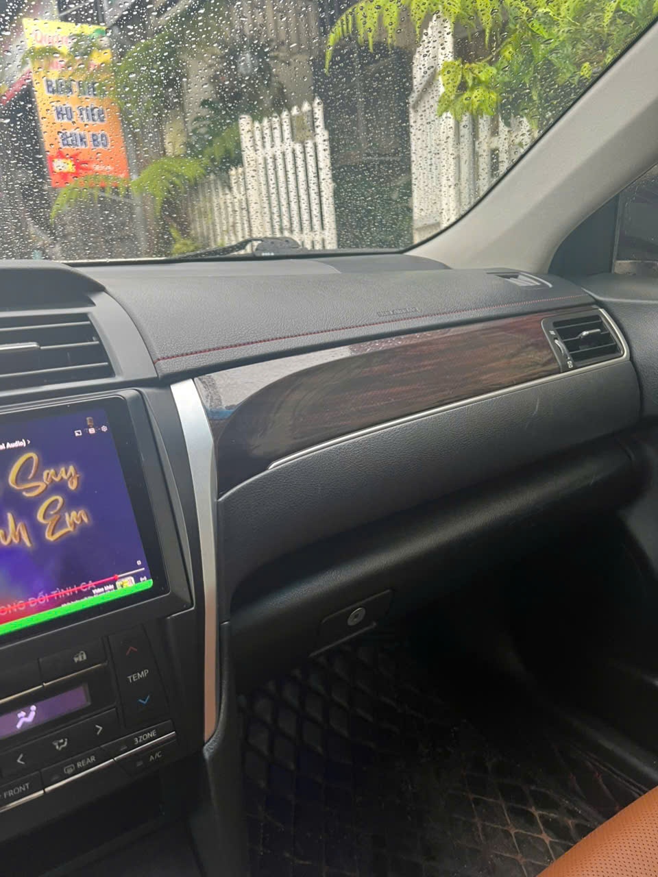 Toyota Camry 2.5Q AT 2017 - Nội thất 15