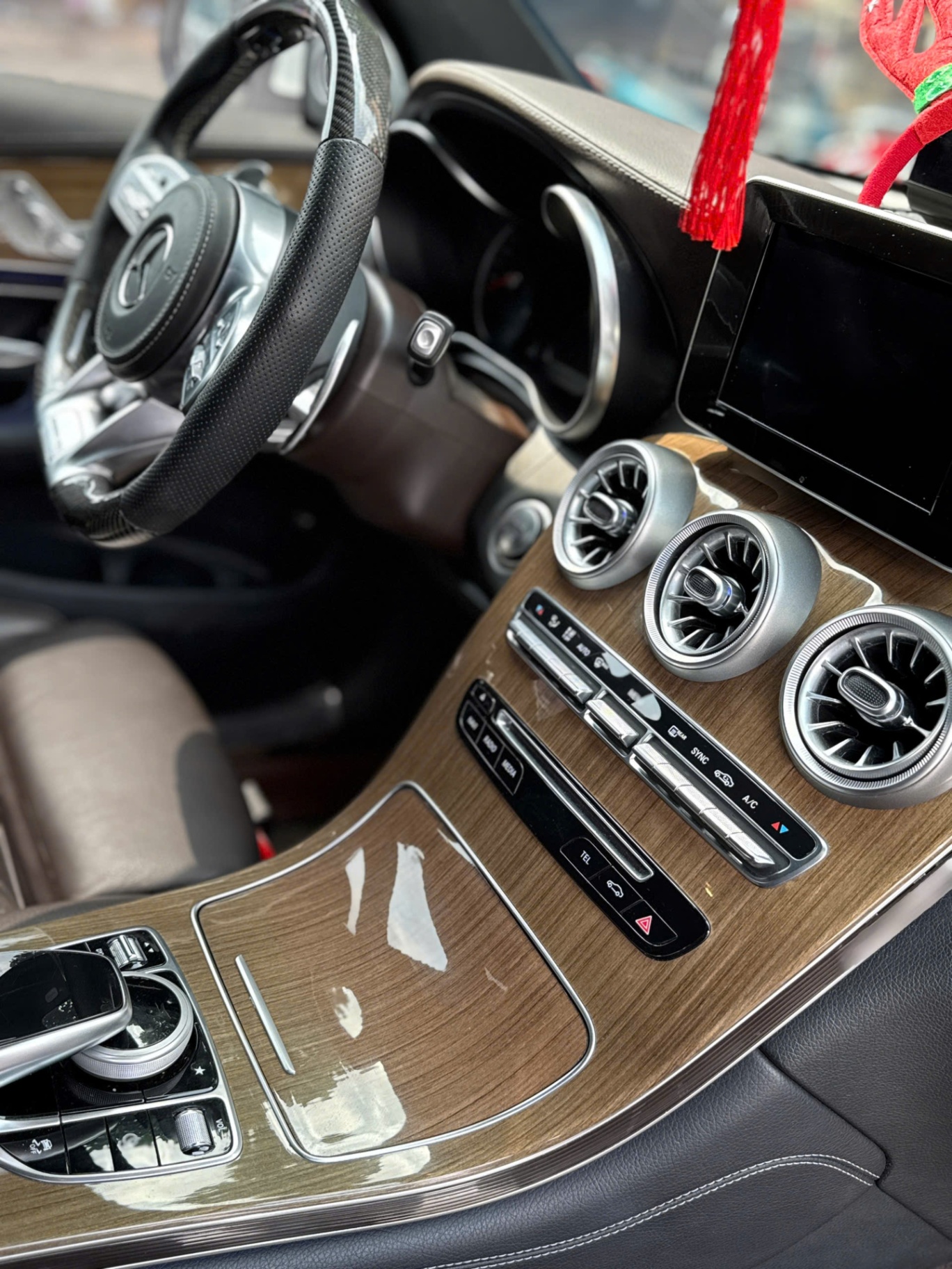 Mercedes-Benz GLC GLC 250 2017  - Nội thất 1