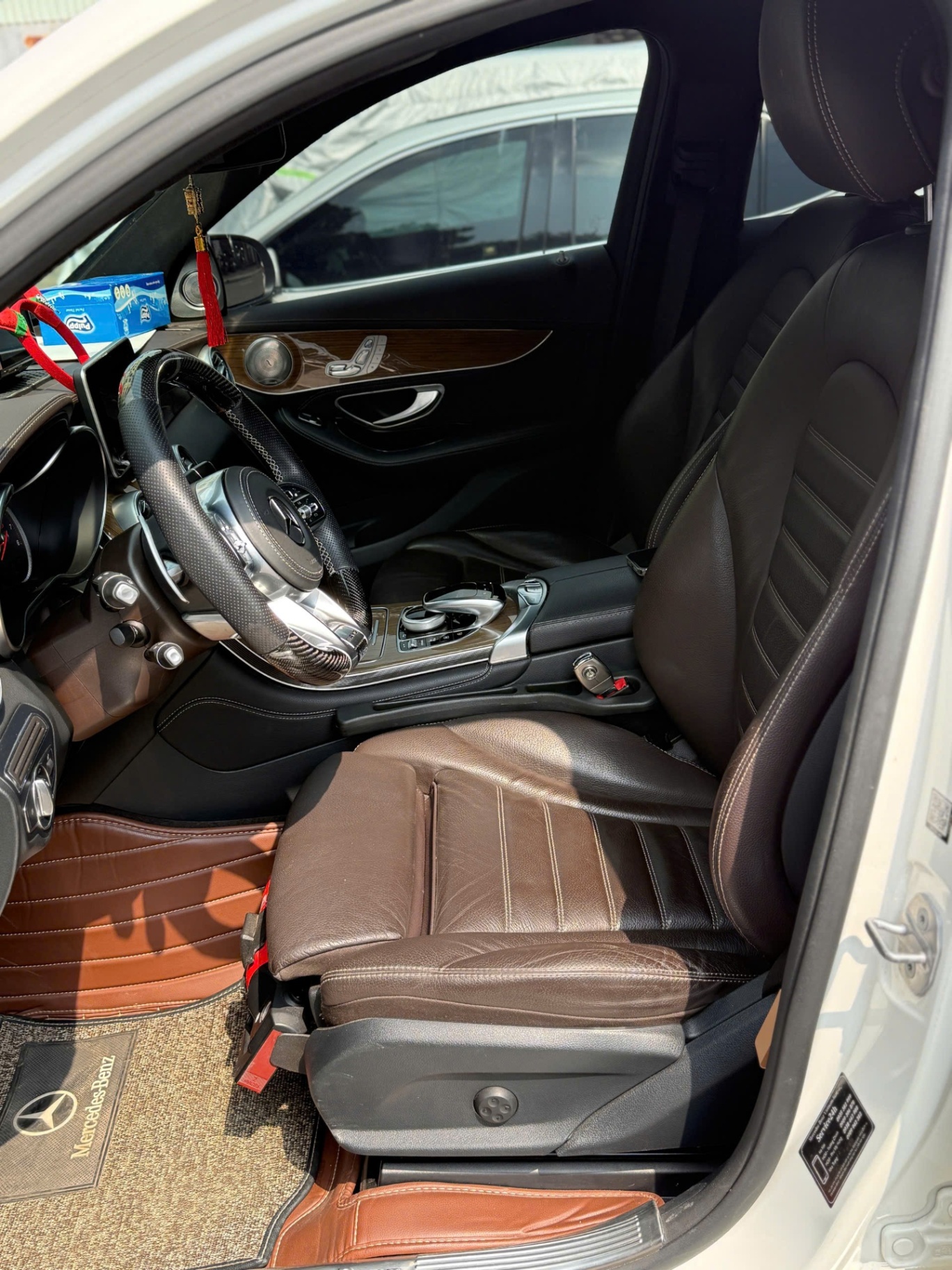 Mercedes-Benz GLC GLC 250 2017  - Nội thất 7