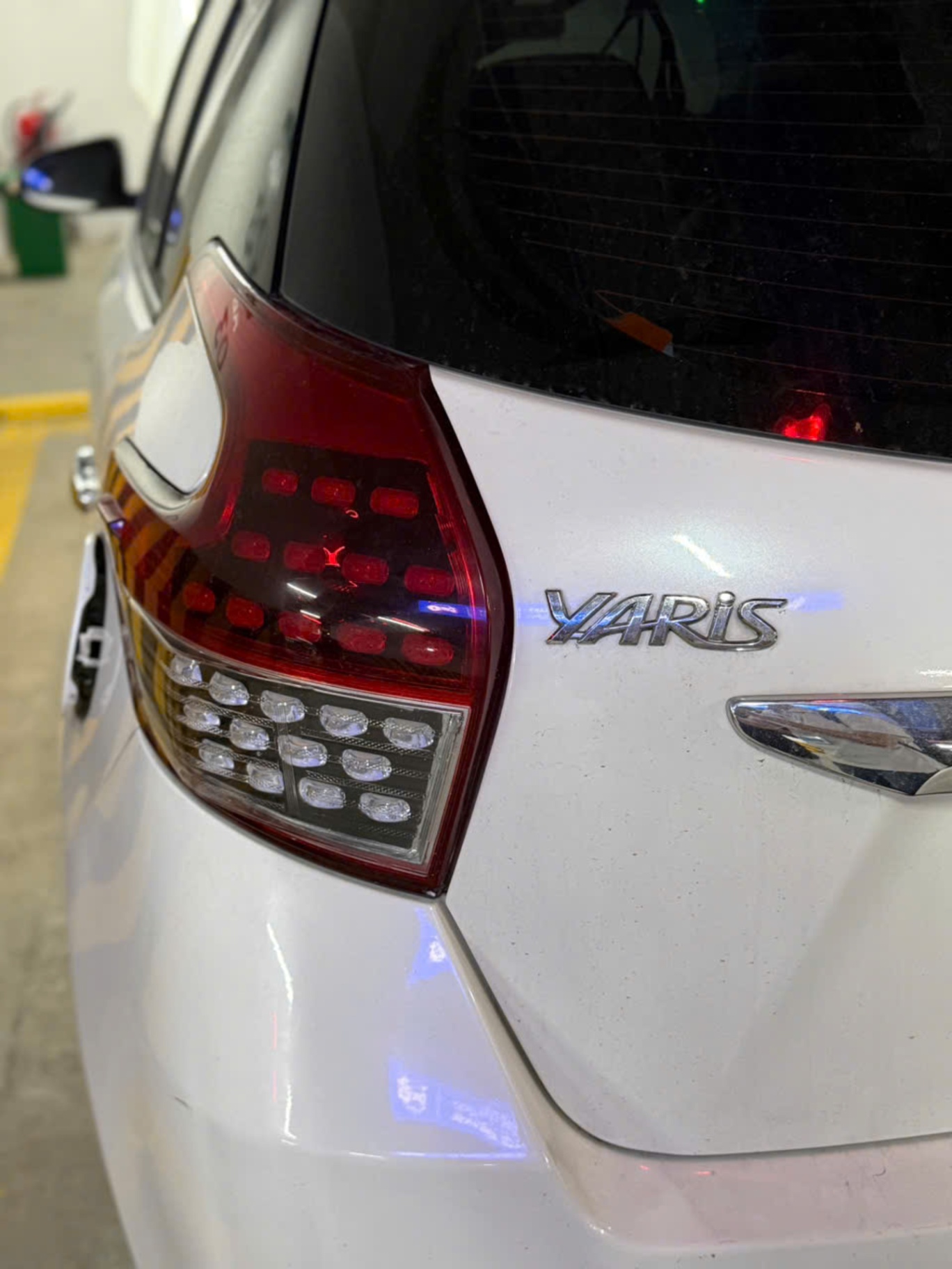 Toyota Yaris G1,3 AT 2015 - Ngoại thất 7