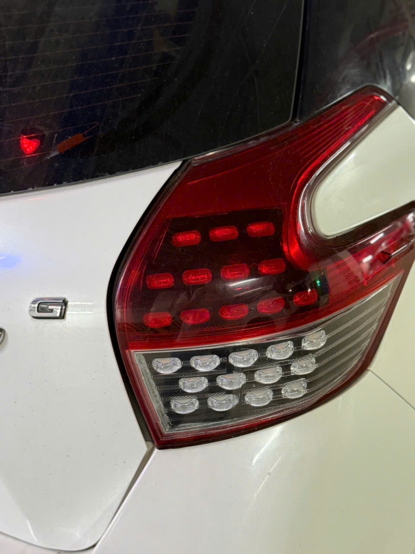 Toyota Yaris G1,3 AT 2015 - Ngoại thất 10