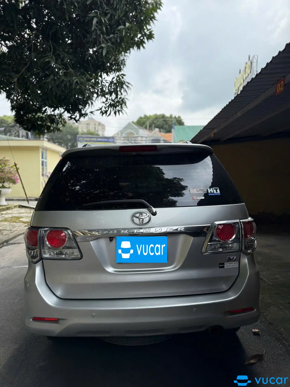 Toyota Fortuner 2.7 2014 - Ngoại thất 5