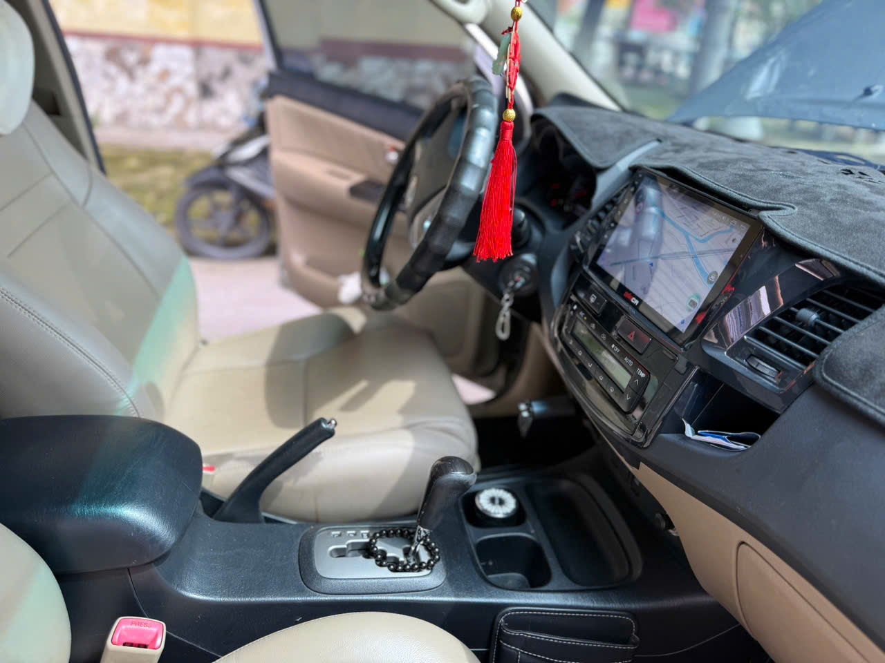 Toyota Fortuner 2.7 2014 - Nội thất 3